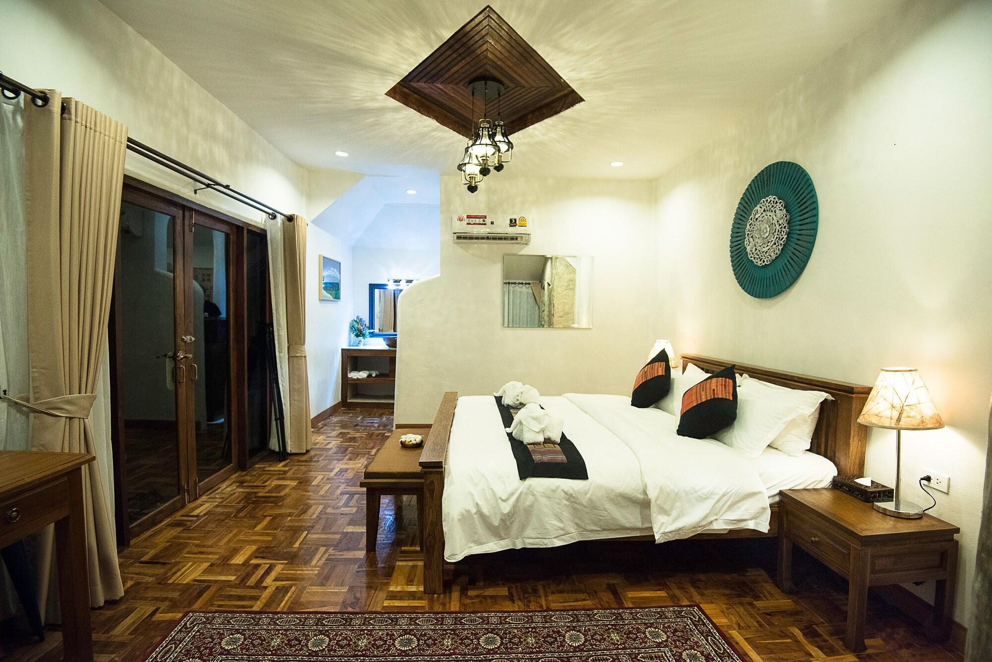 E-Outfitting Pai Resort Exterior photo