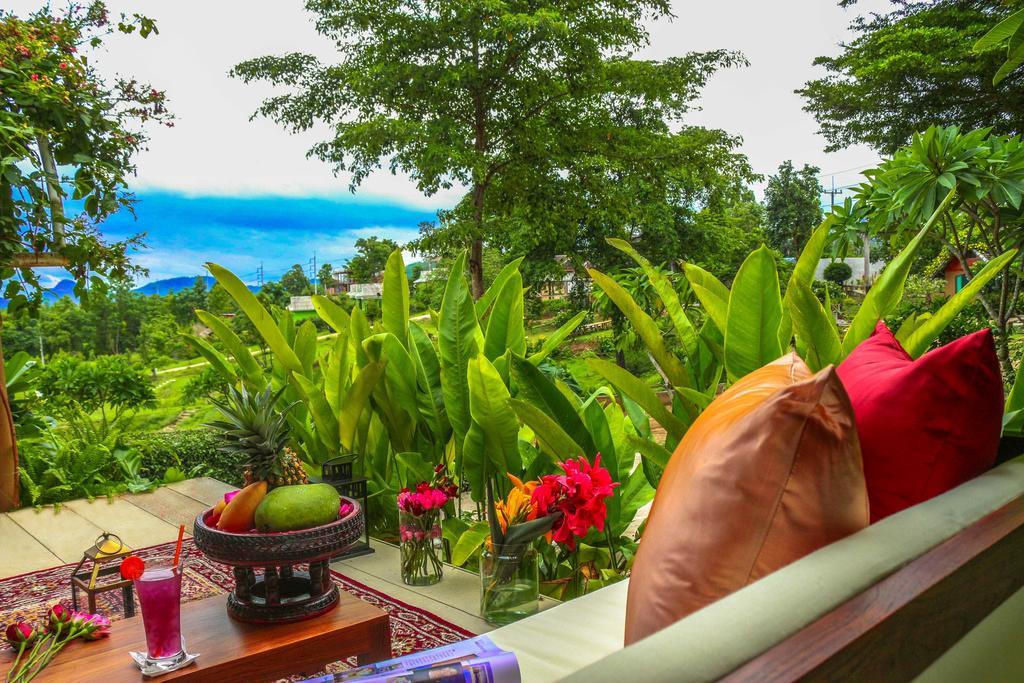 E-Outfitting Pai Resort Exterior photo