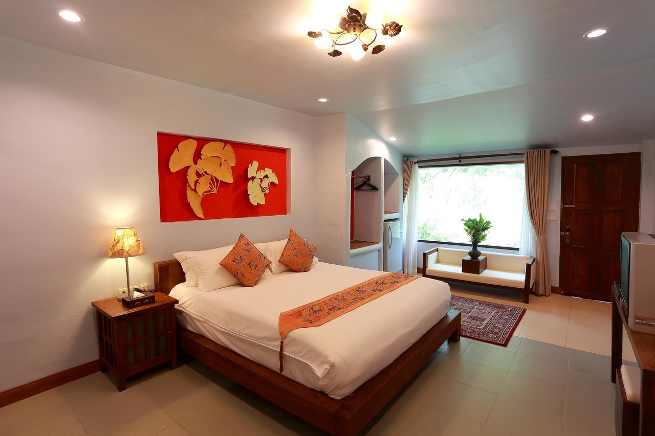 E-Outfitting Pai Resort Exterior photo