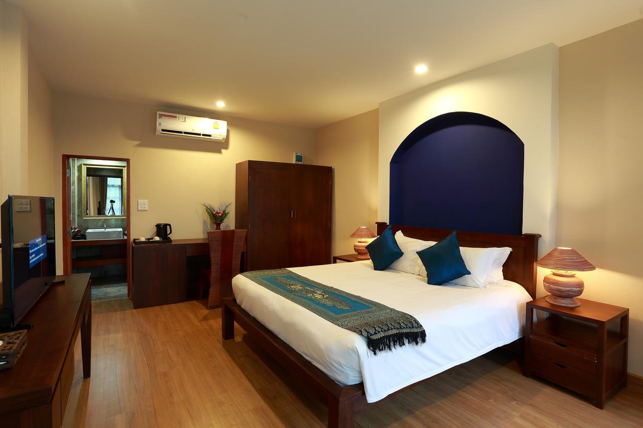 E-Outfitting Pai Resort Exterior photo
