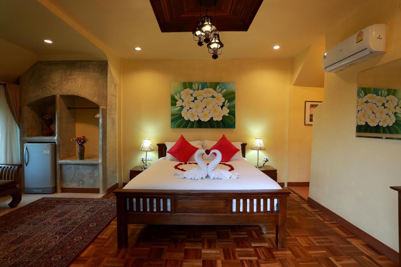 E-Outfitting Pai Resort Exterior photo
